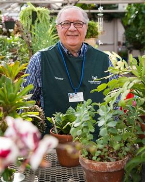 Bryn Mawr Rehab Hospital volunteer in the Horticultural Center